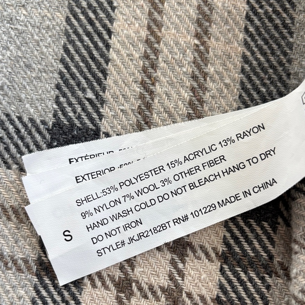 Plaid Button-Up Jacket Shacket - Picture 4 of 5